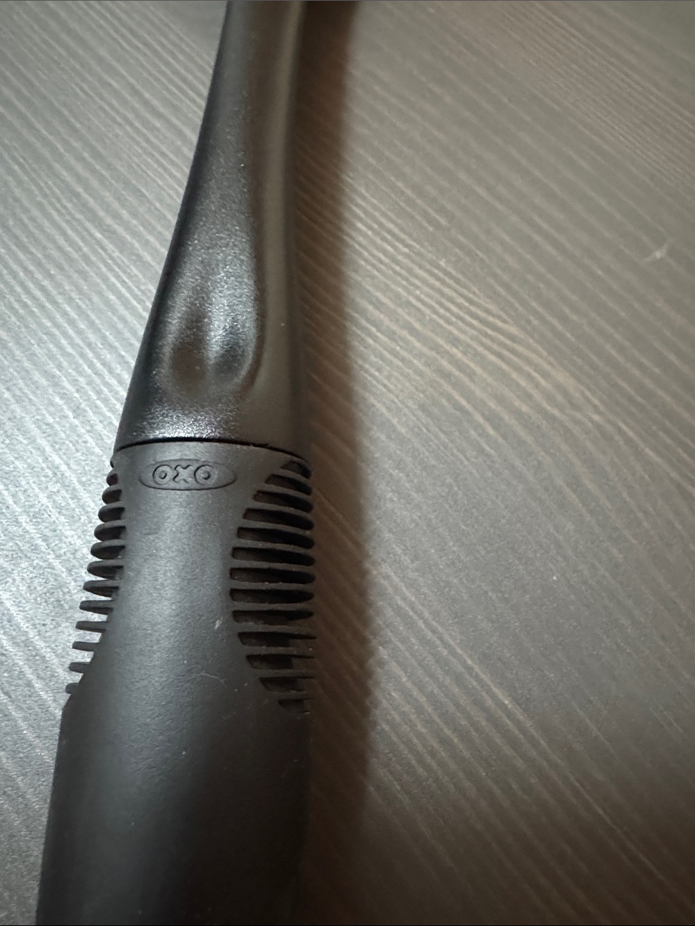 OXO solid black serving/sturring spoon, strong solid kitchen spoon - Picture 2 of 3
